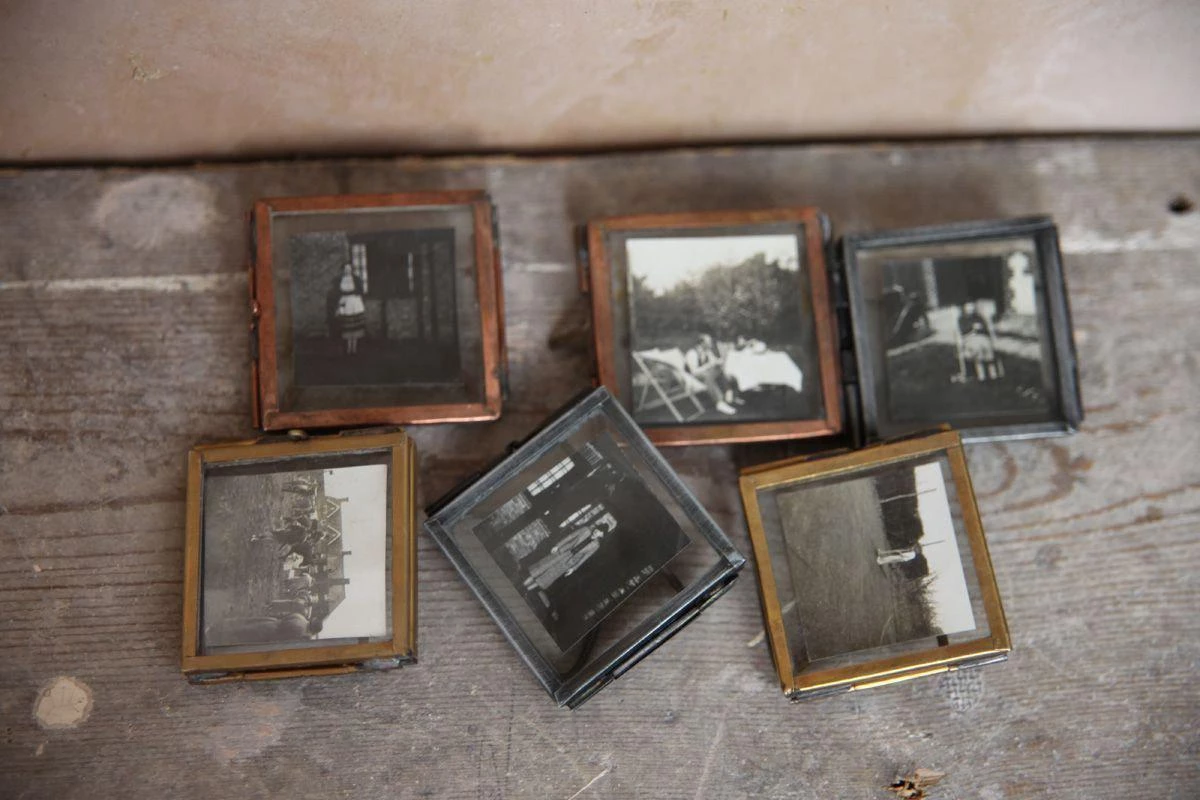 Nkuku Tiny Danta Frame Antique Brass (Set Of 2) 6 Nkuku Tiny Danta Frame Antique Brass (Set Of 2)